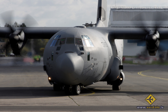 Lockheed Martin C-130J-30 Hercules (L-382)